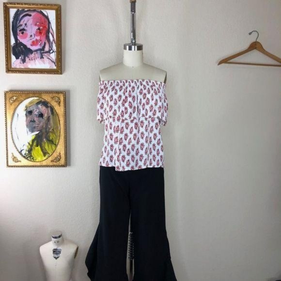 Otis & Maclain Senorita Top Off The Shoulder - Picture 2 of 7